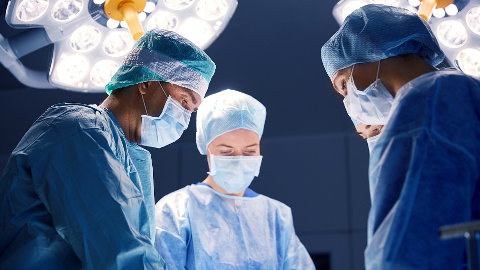 éviter la chirurgie chez les enfants en cas de pathologies liées au sport comme osgood schlatter et sever